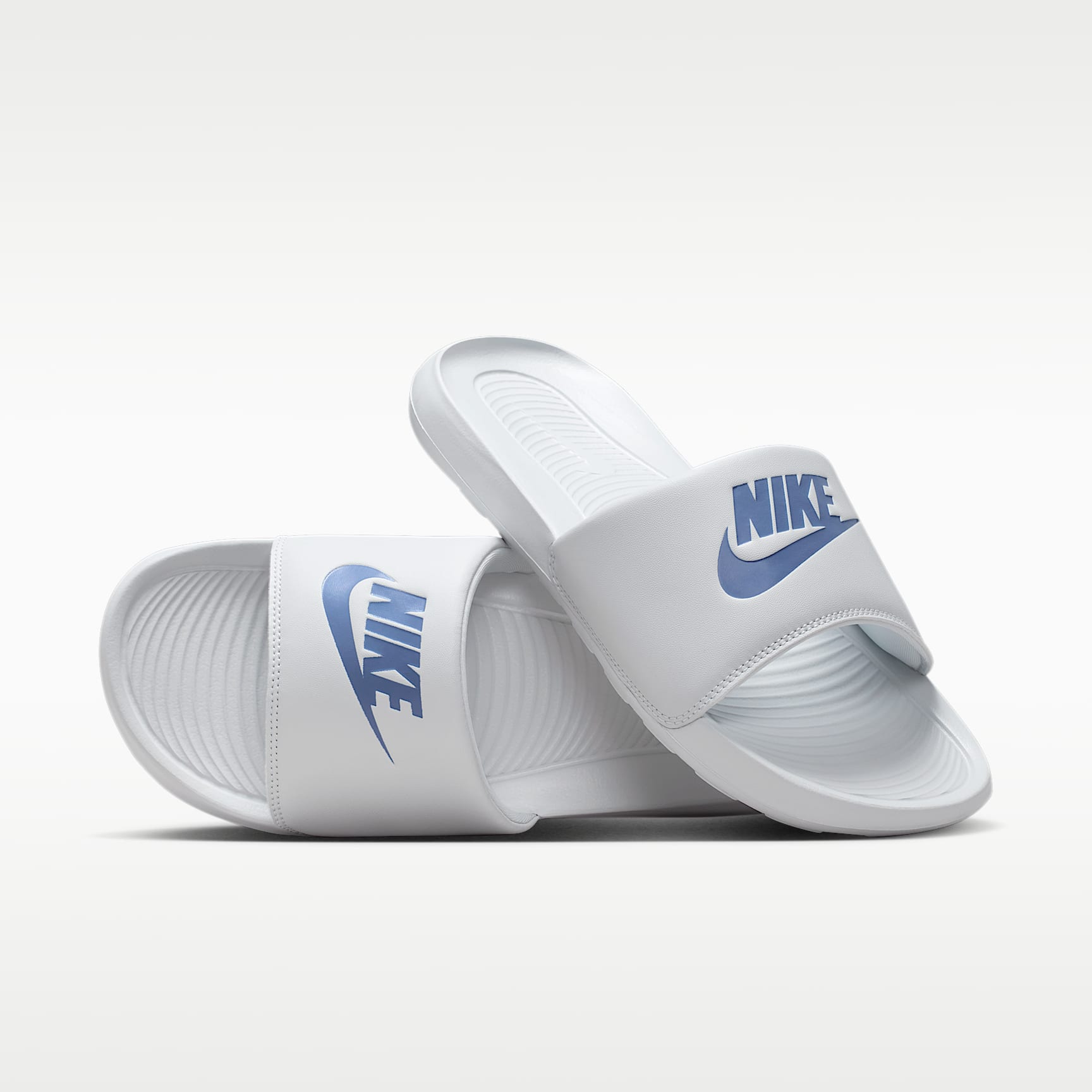w*く様 NIKE VICTORI ONE NN SLIDE 29.0 Nike Victori One Women's Slides. Nike JP